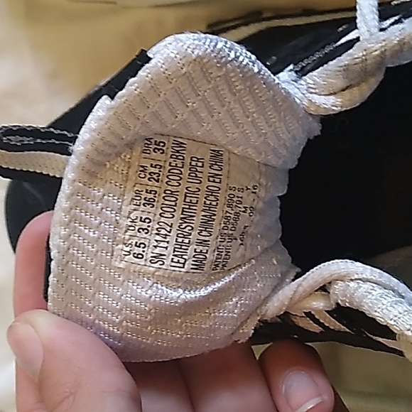 Women's Skechers D'Lites black and white shoes size 6.5 Excellent shape!!! EUC😍 - Picture 6 of 8